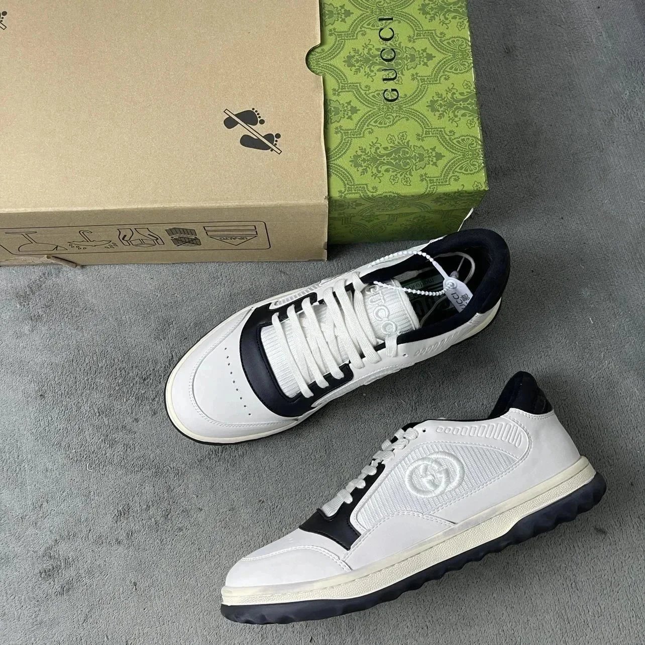Gucci Rhyton White and Blue Leather Sneakers - 5