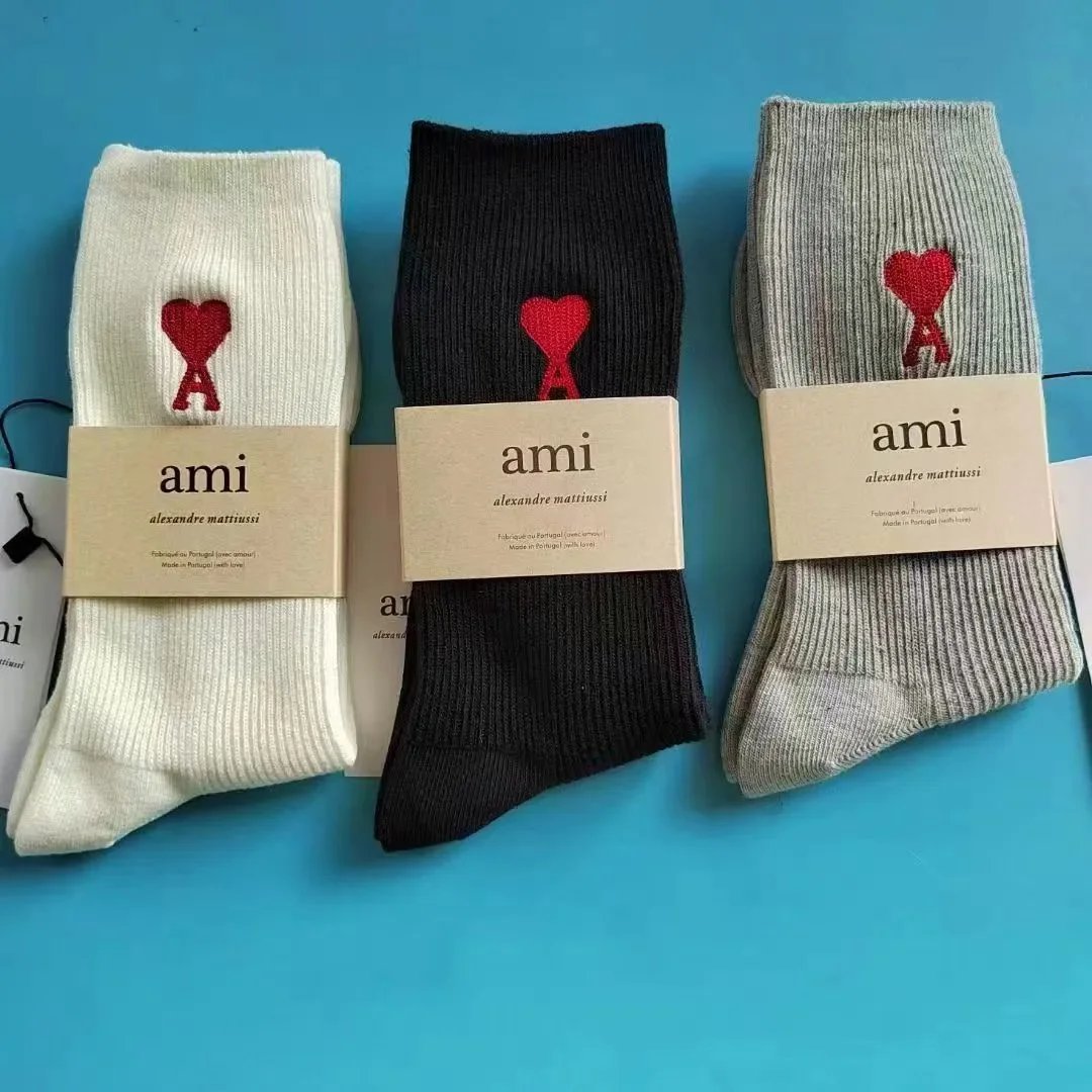 AMI Paris Socks Ribbed crew with de Cœur embroidery image 3