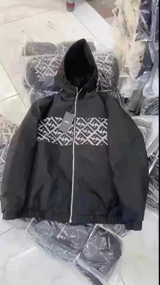 Balenciaga Down Jackets Stand-Collar Quilted Puffer Jacket — 34