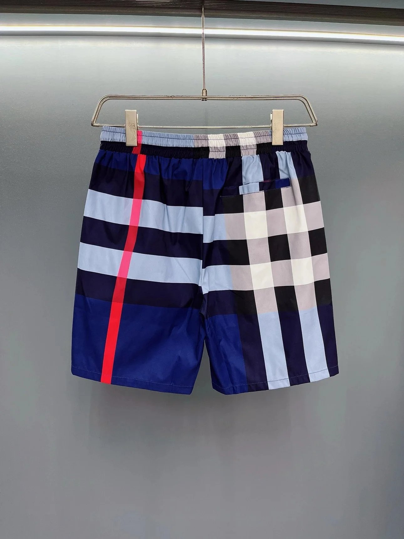Burberry Shorts Logo-Print Drawstring image 4