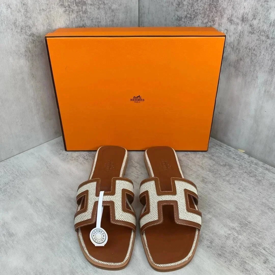 Hermès Hermès H Sandals in Beige and Brown Beige