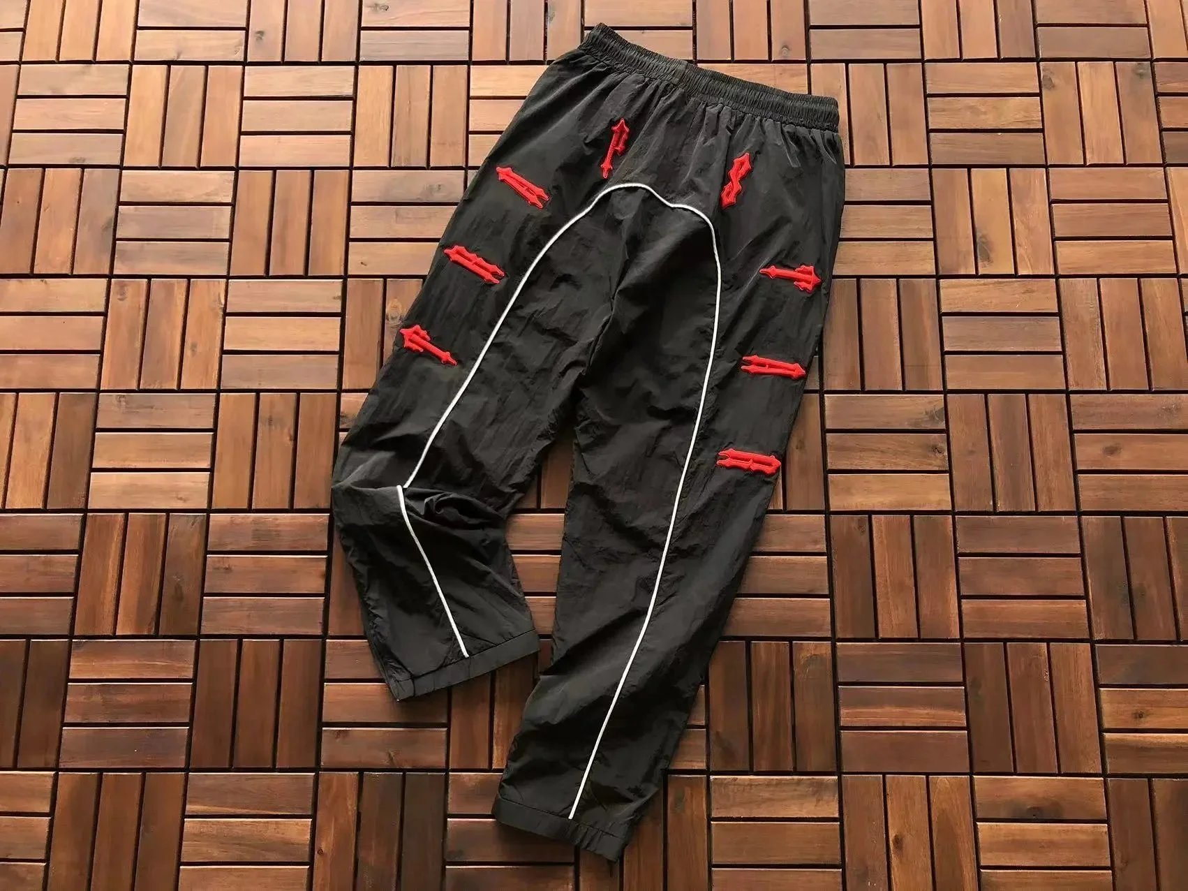 Trapstar Jackets Zip-Up Windbreaker with Red Appliqué Details image 5