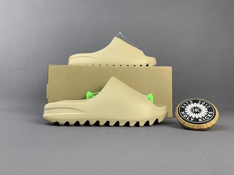 Louis Vuitton Lifestyle Sneakers Collection — Multiple Styles product photo 3