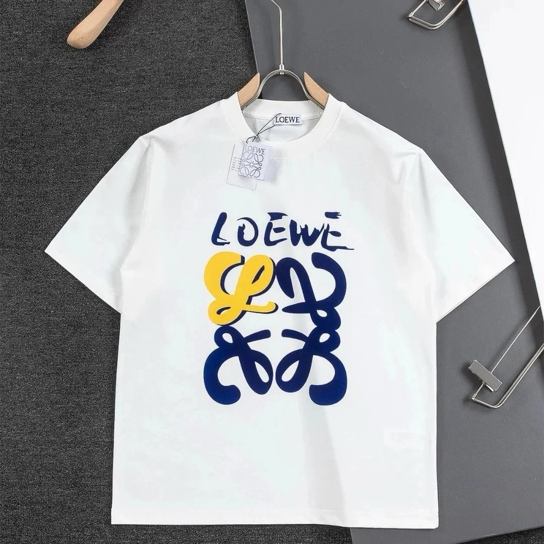 T-Shirt photo 4
