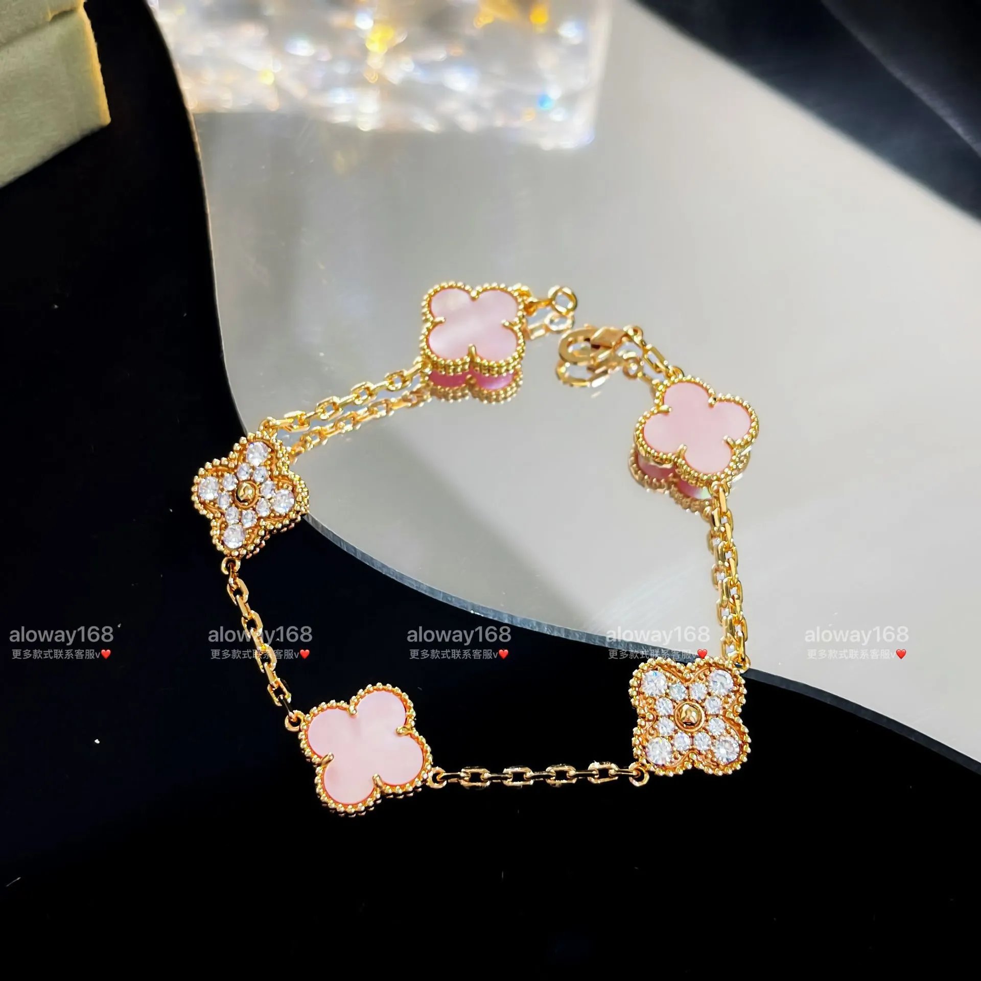 Rose Gold Pink Shell (With 3+2 Diamonds)
