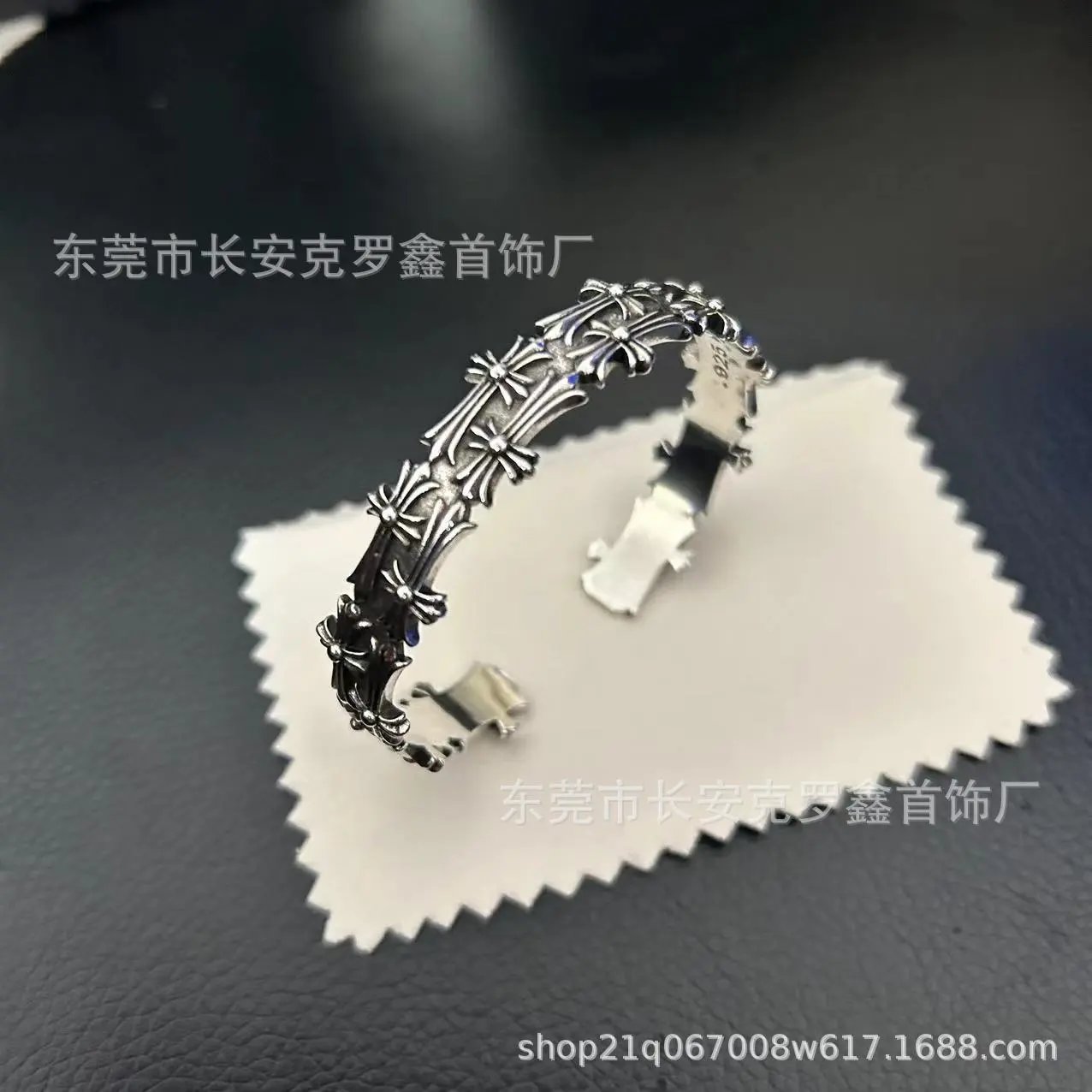双排十字架