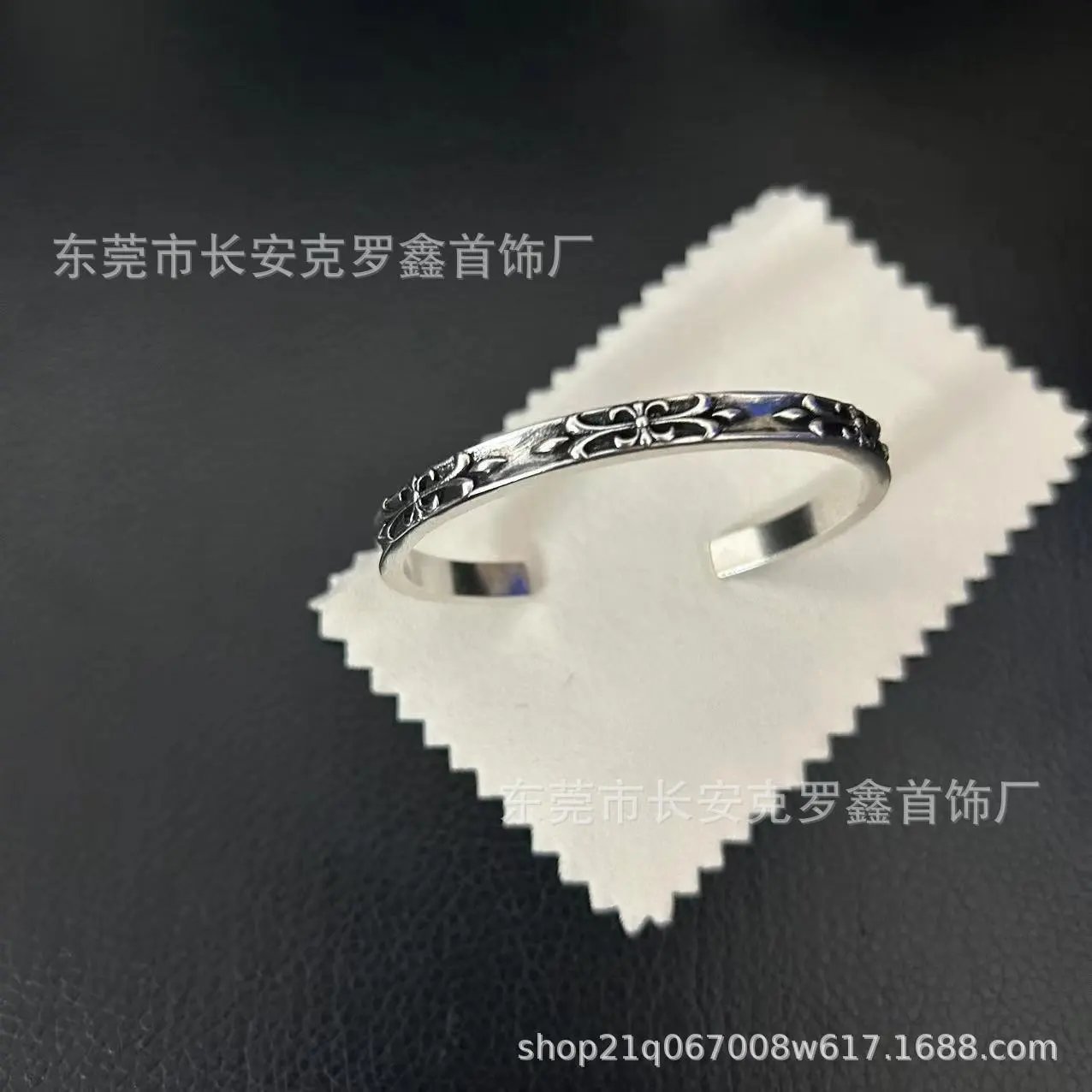 蝴蝶手镯