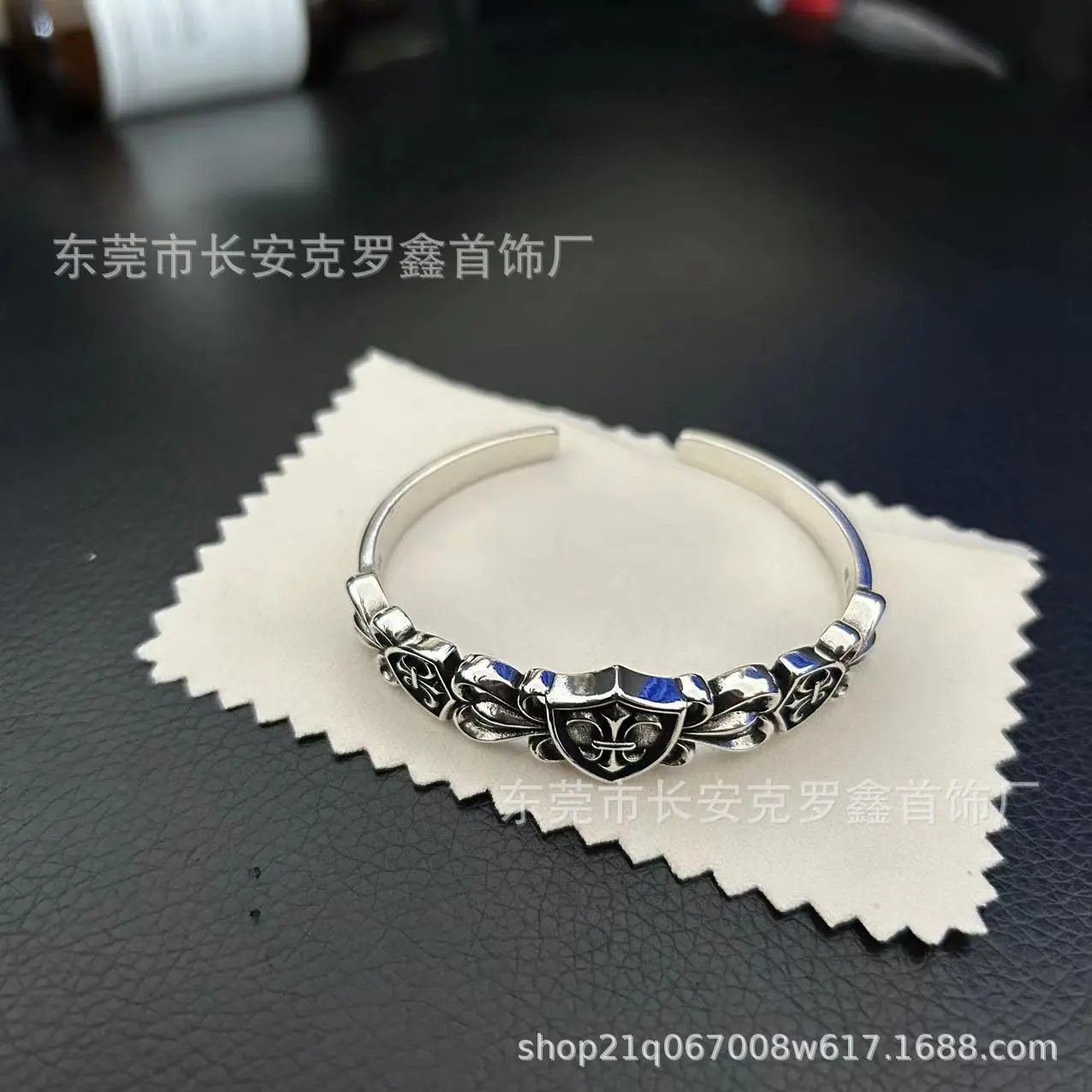 船锚开口手镯