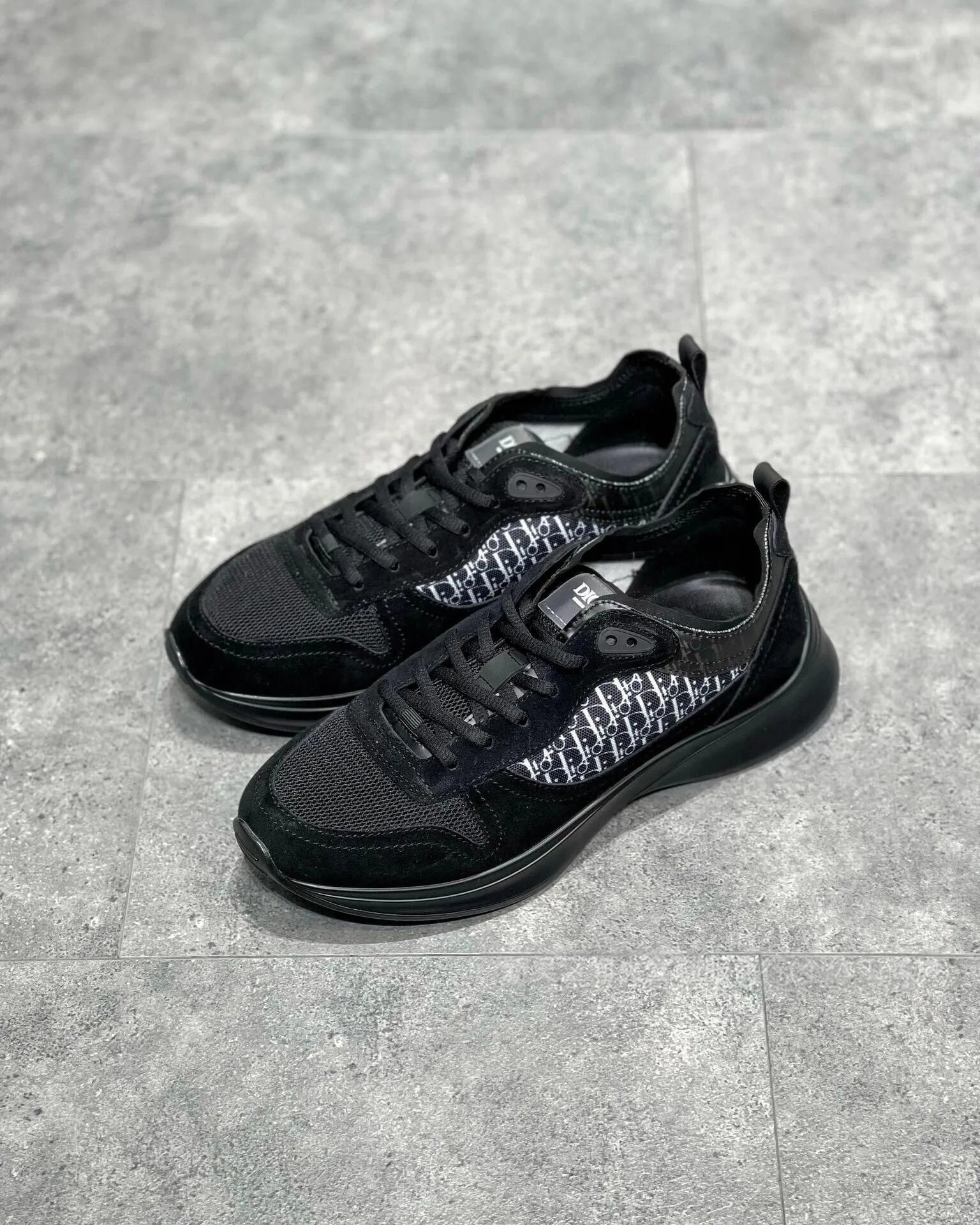 Dior B23 Oblique Sneakers Black White Gray Chunky Sneakers - 16