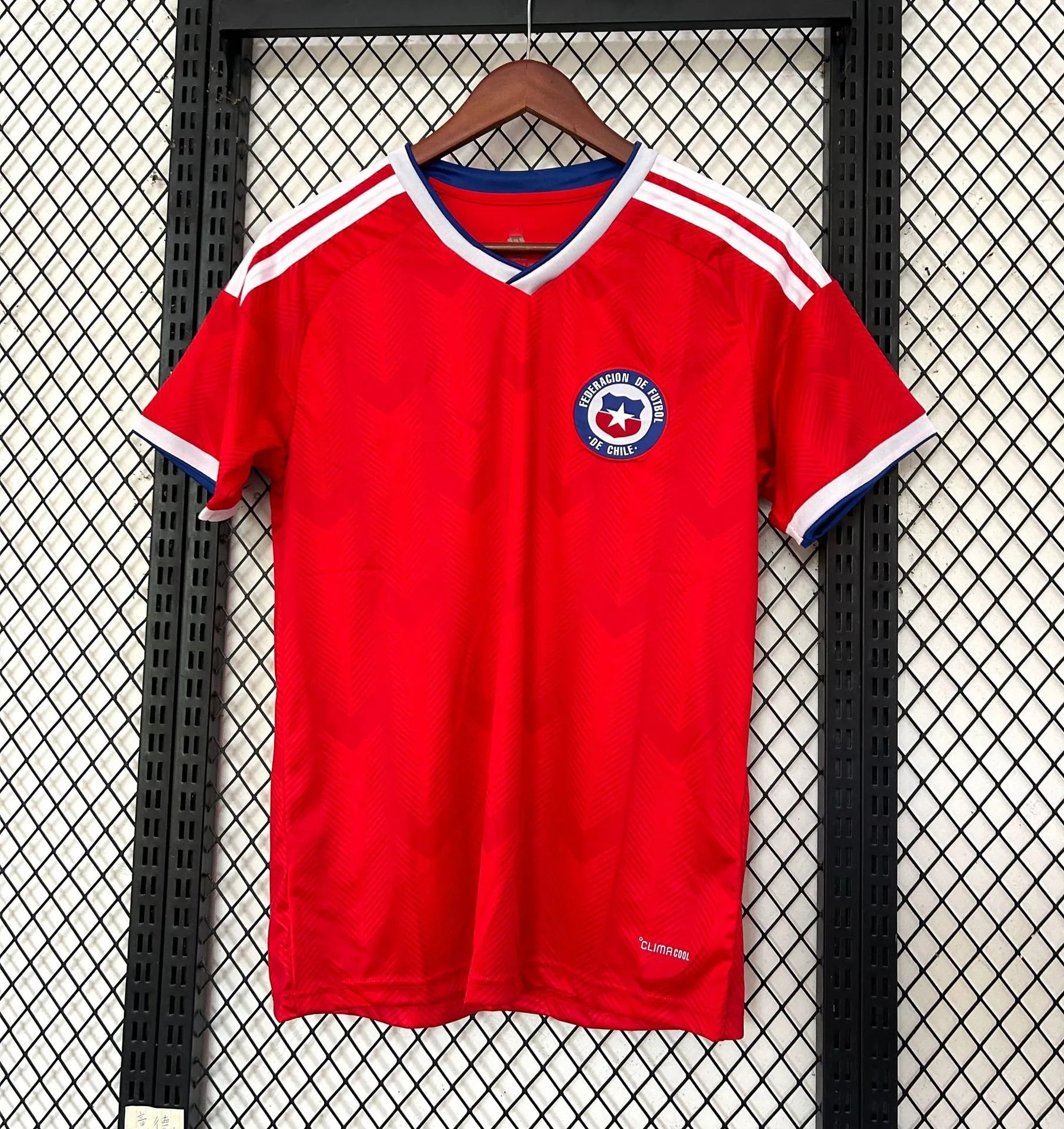 26-27 Chile Home
