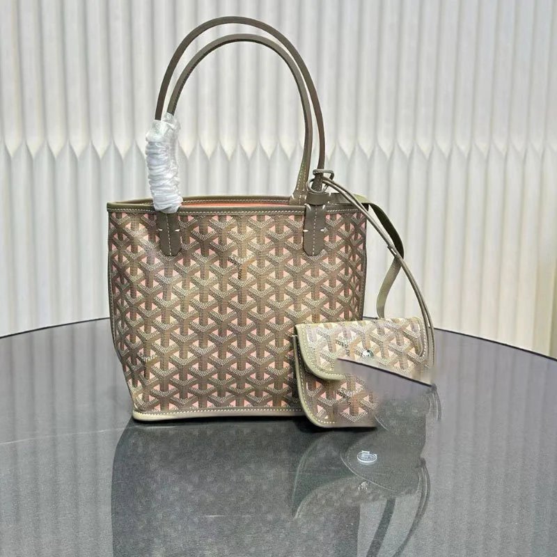 Goyard Handbags Goyardine patterned tote bag — gray pink trumpet