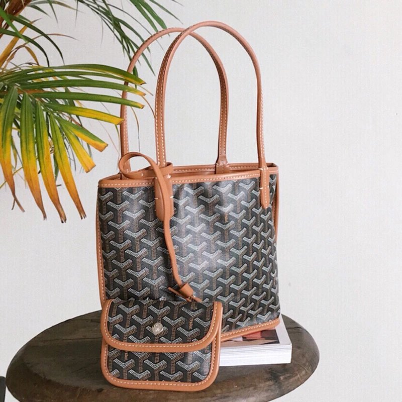 Goyard Handbags Goyardine patterned tote bag — black brown trumpet