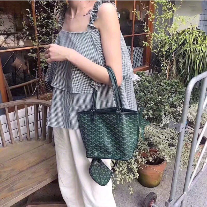 Goyard Handbags Goyardine patterned tote bag image 2