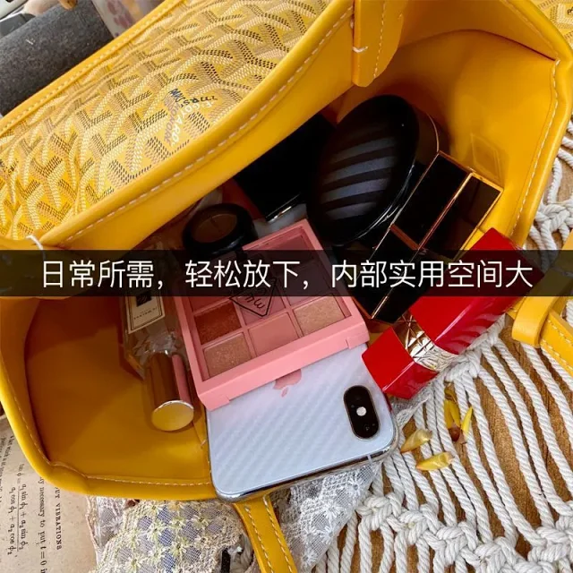Goyard Handbags Goyardine patterned tote bag product detail image 12