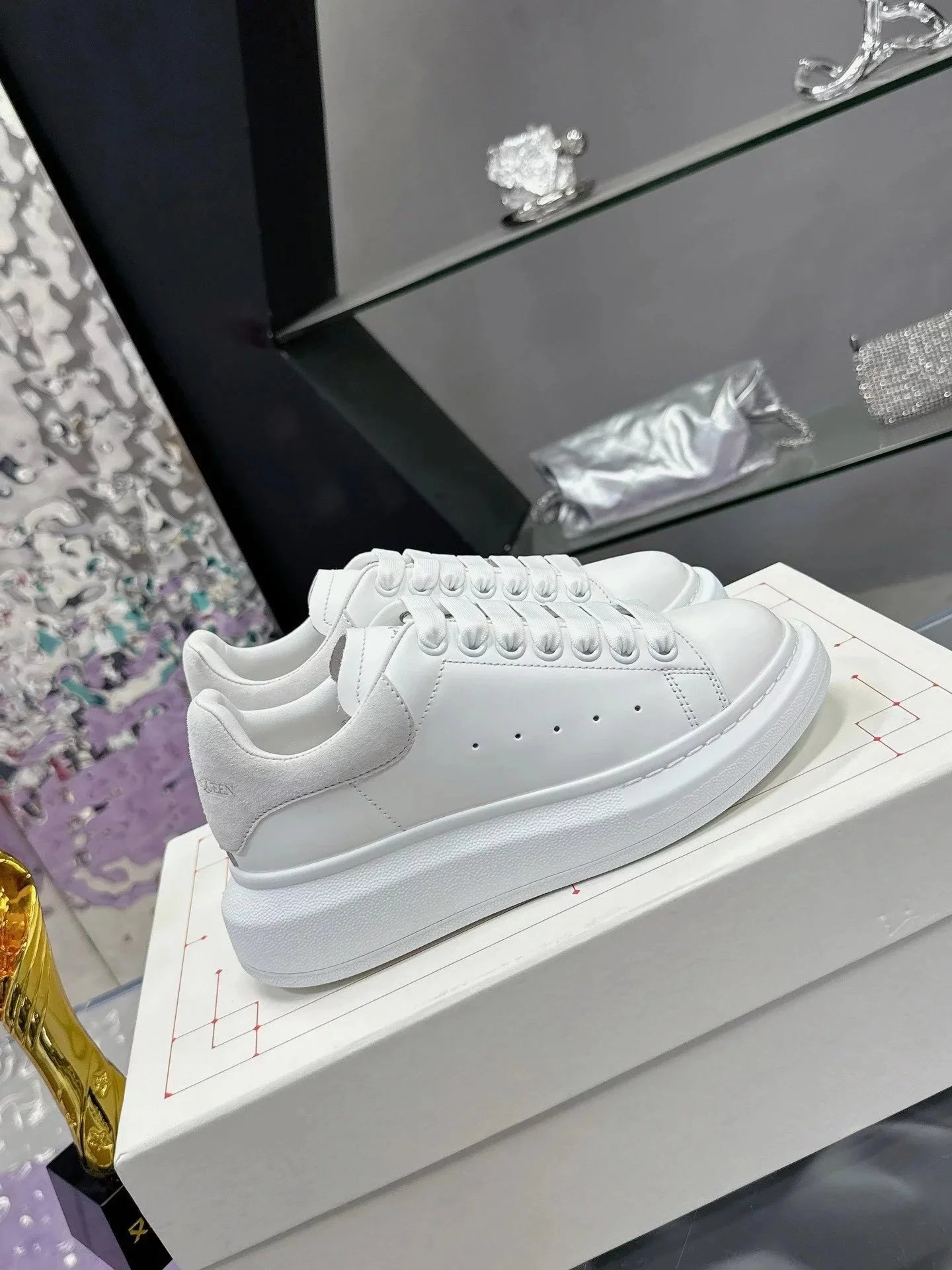 Alexander McQueen Oversized Sneaker White Chunky Sneakers