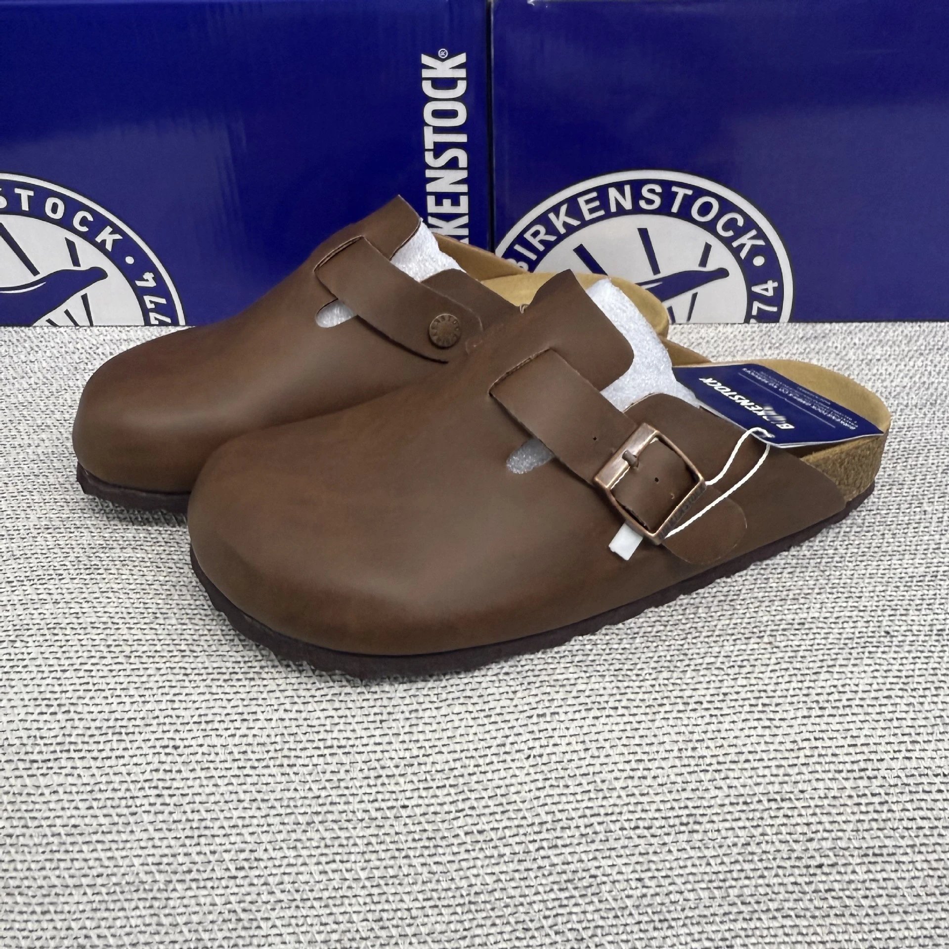 Crazy Horse Brown - Leather Face