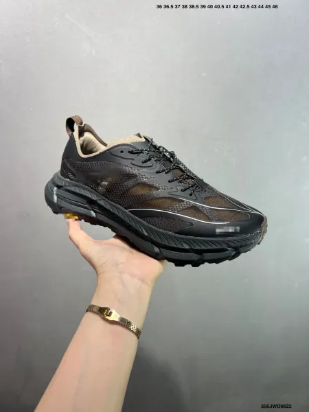 Design Chunky Trail Running Sneakers Black Running Shoes - 4