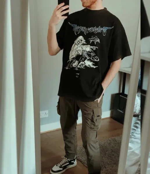 Design Graphic Print Distressed Black T-Shirt - 14