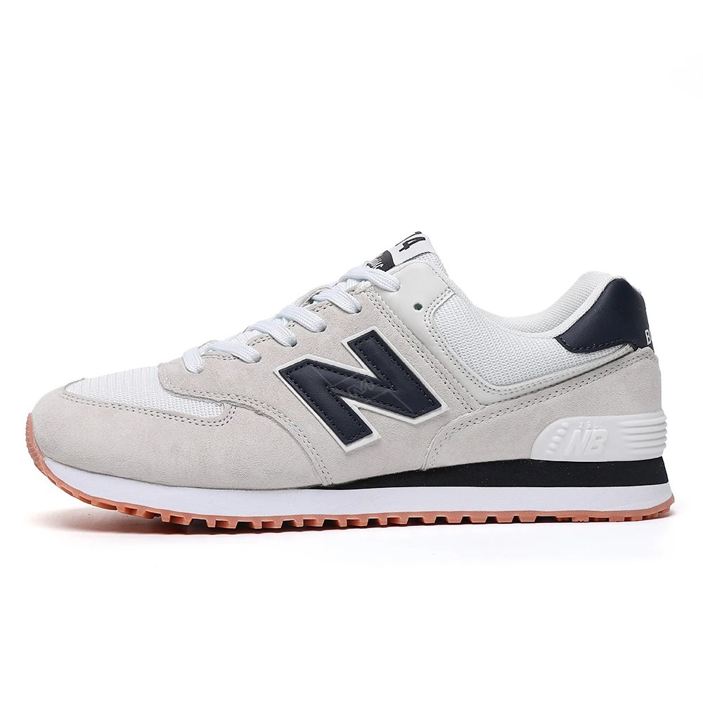 Versatile men’s and women’s athletic shoes w02