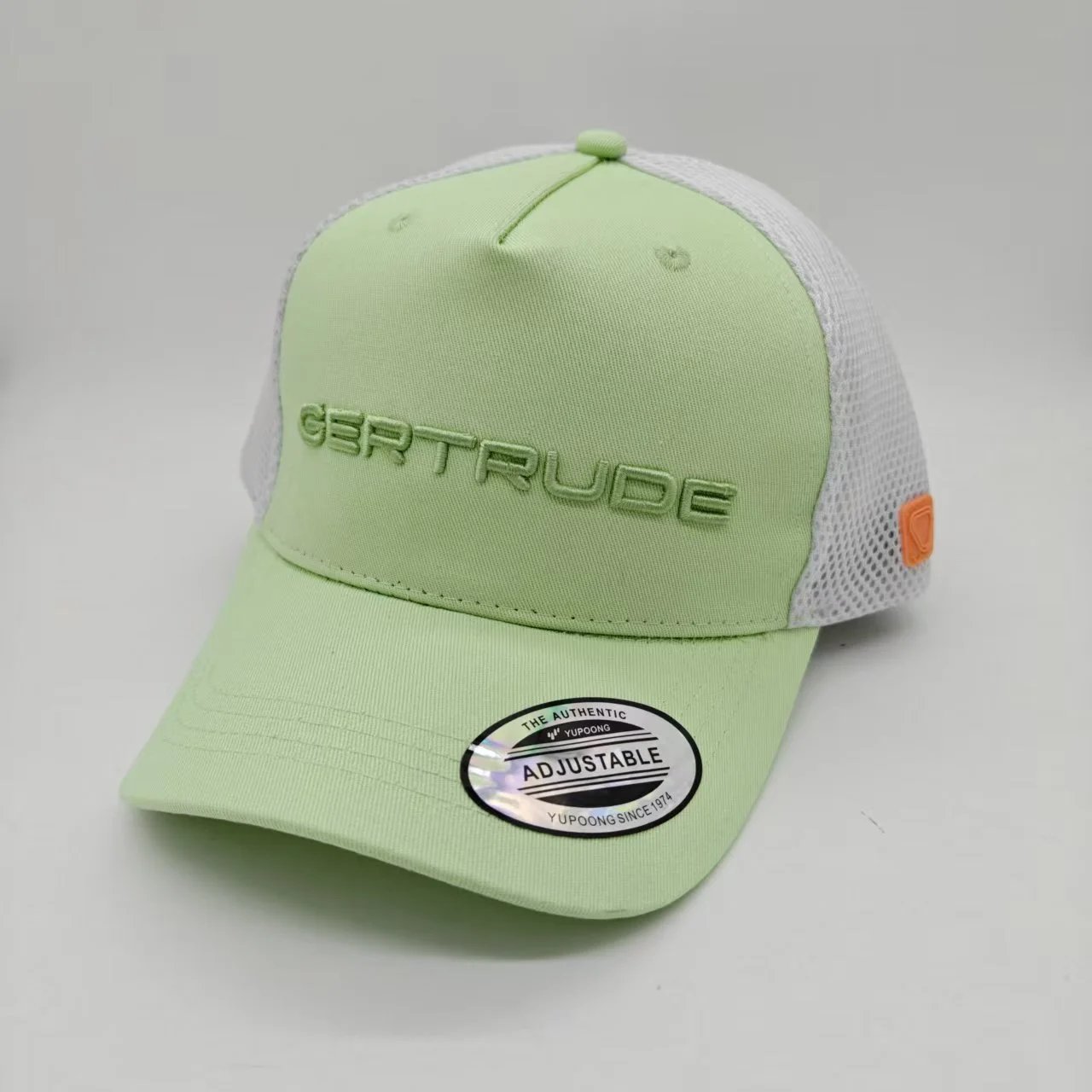 Gertrude et Gaston Billy Cap Green