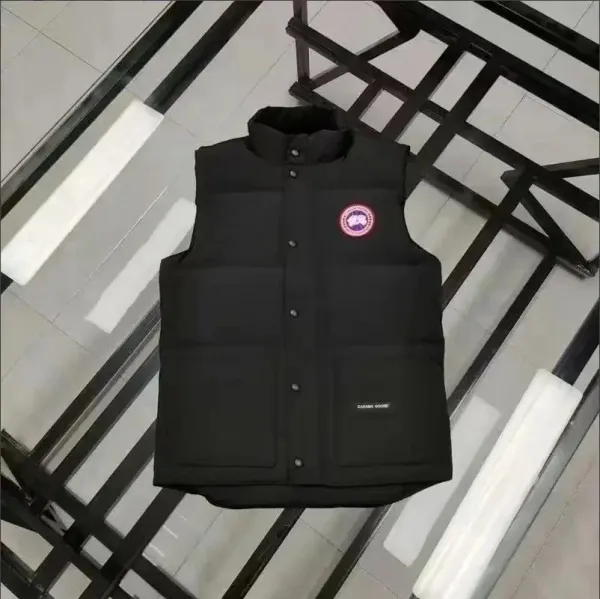 Canada Goose Freestyle Vest Black Down Vest - 1