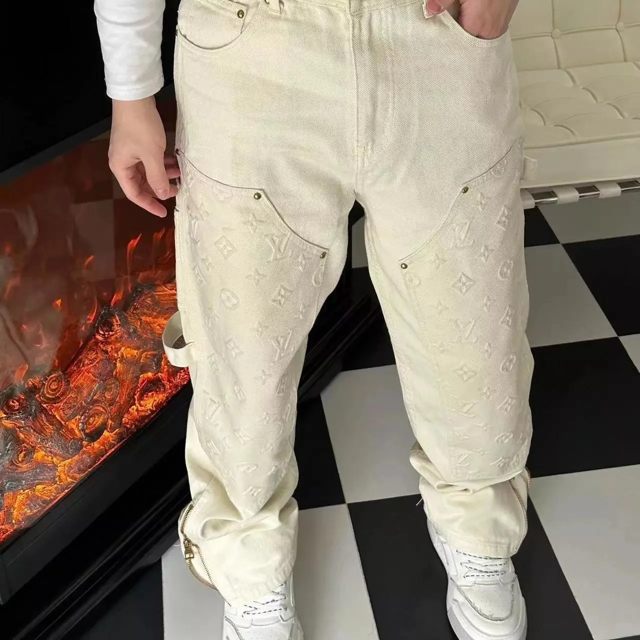 Louis Vuitton Pants 
