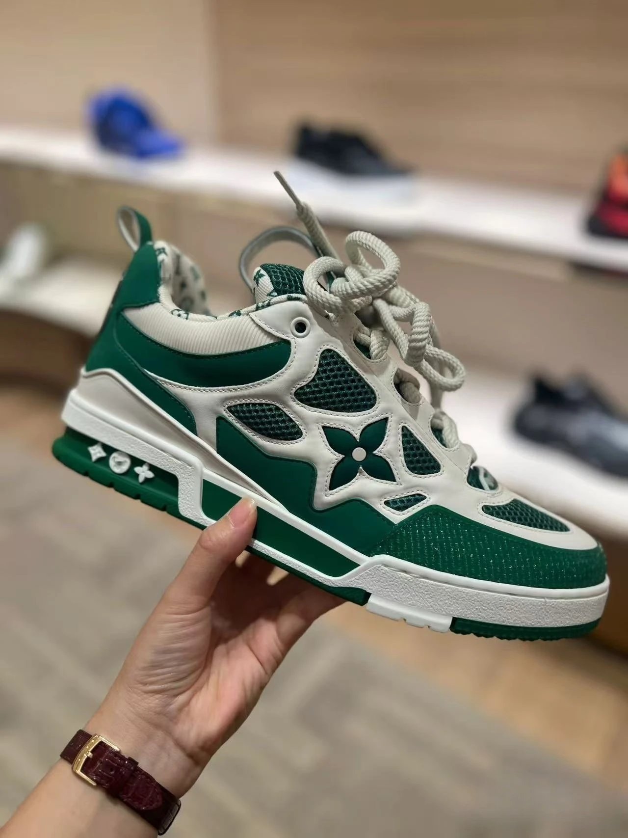 实拍咨询客服-4