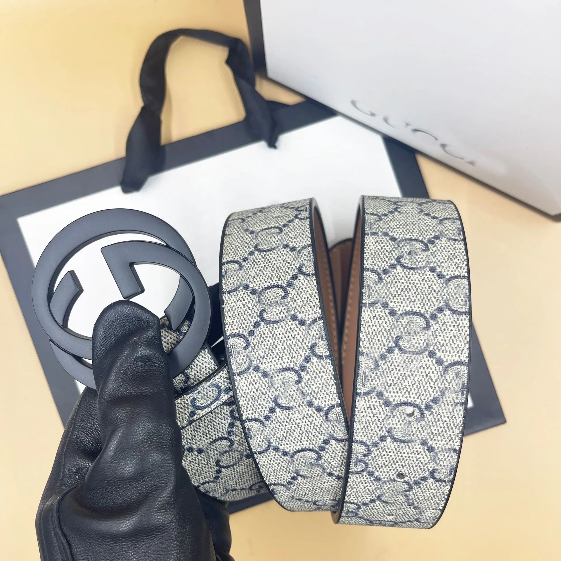 布纹白蓝色+GG黑扣