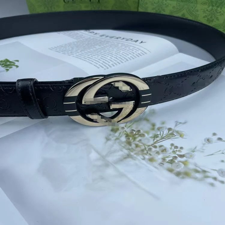 黑色压花G 激光金扣