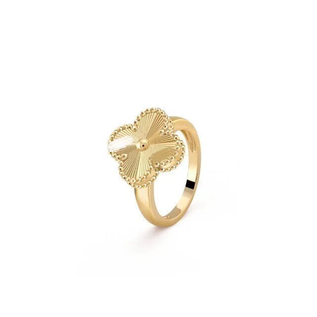 Van Cleef & Arpels ring-2
