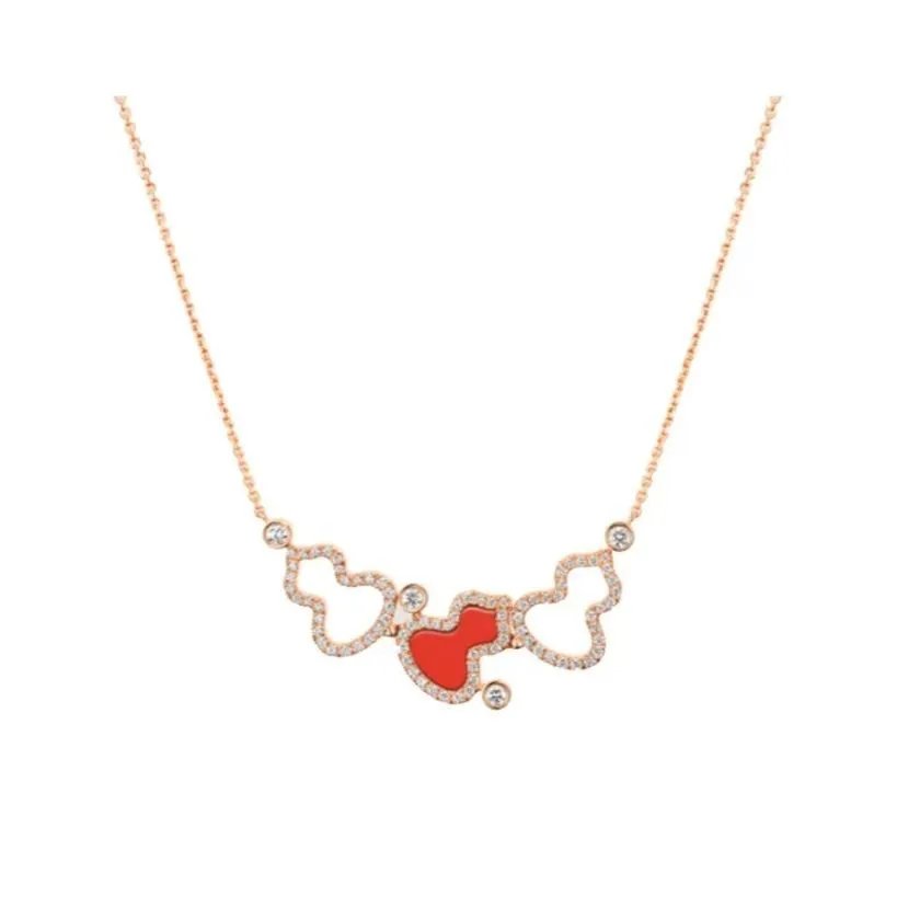 Qeelin  necklace