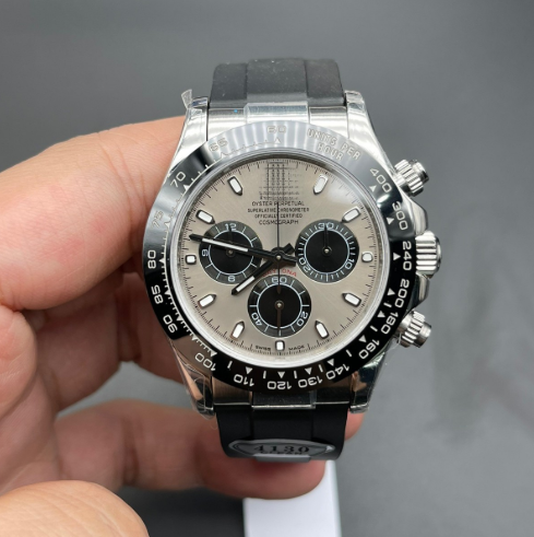 1:1 Batch ROLEX Watch-14
（ 31 Color)