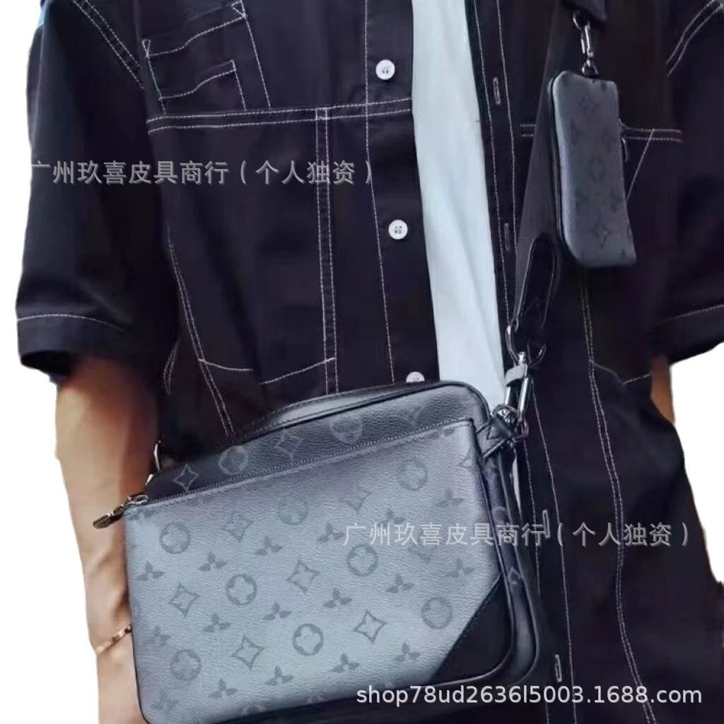 shoulder bag