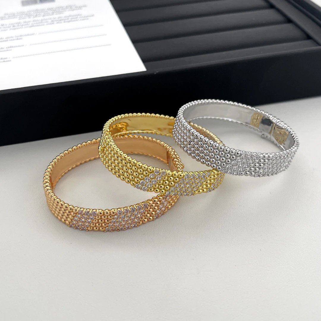 Van Cleef & Arpels Bracelets-4 – QC photos preview | CnFans  | 7583288140