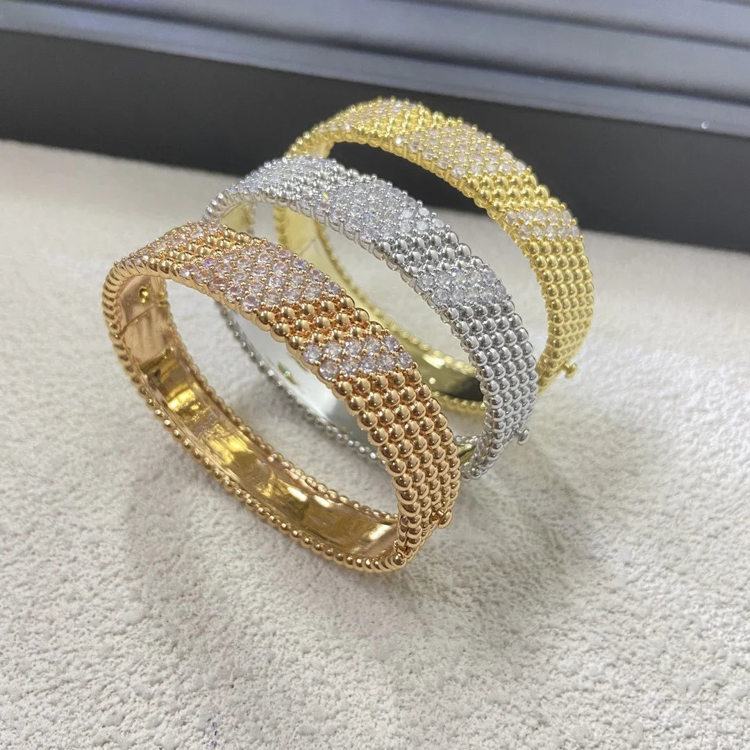 Van Cleef & Arpels Bracelets-4 (3 Color)