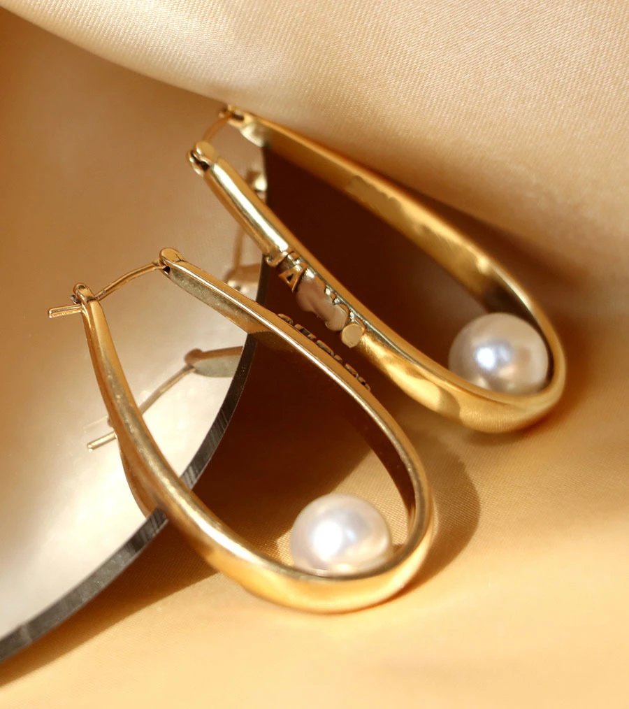 Dior Gold Teardrop Pearl Earrings Women Elegant Jewelry