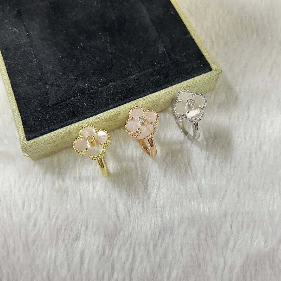 Van Cleef & Arpels ring-3