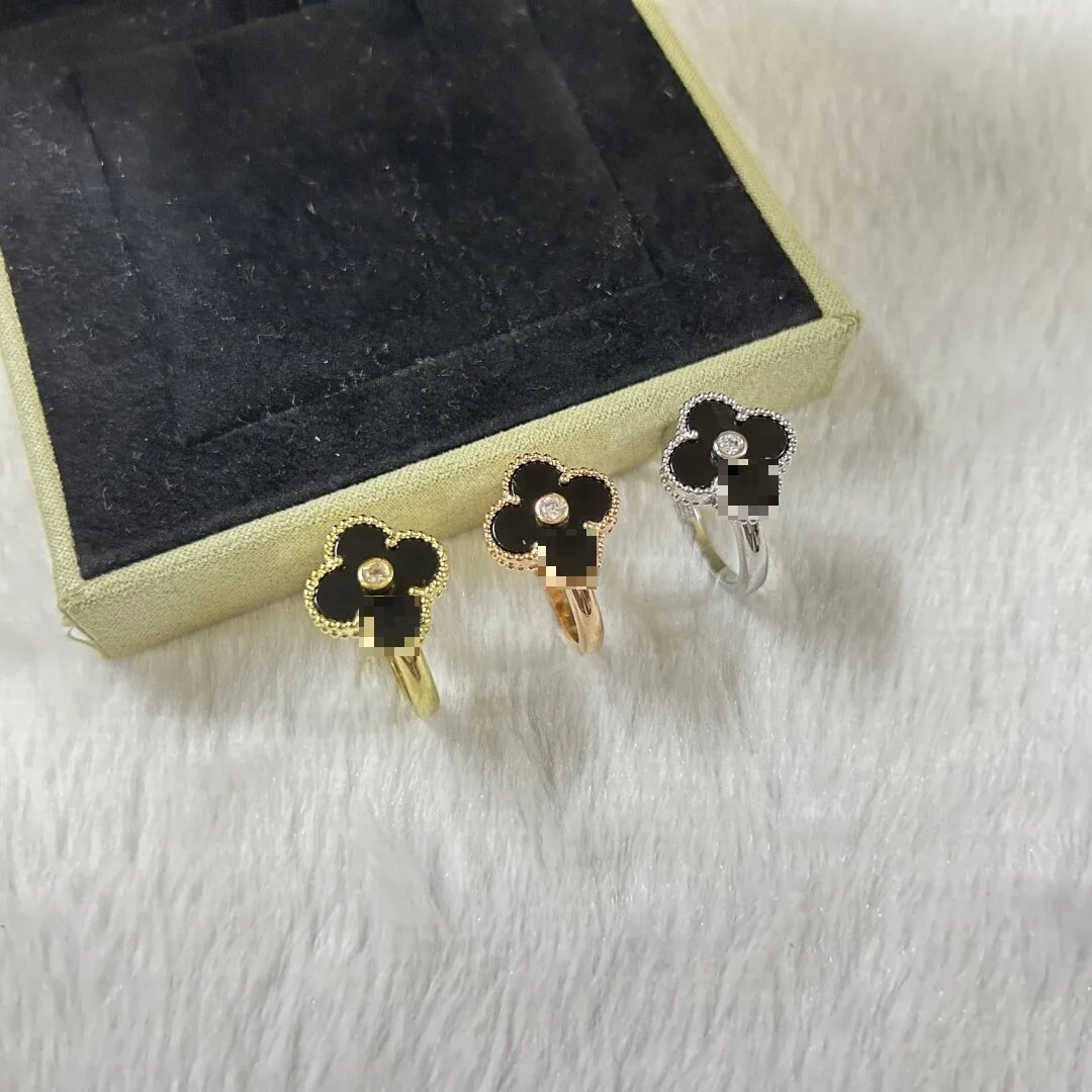 Van Cleef & Arpels ring-3