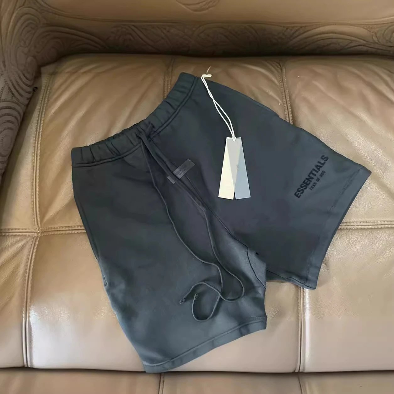 Fear of God Essentials SS22  Sweatshort Dark Oatmea-1