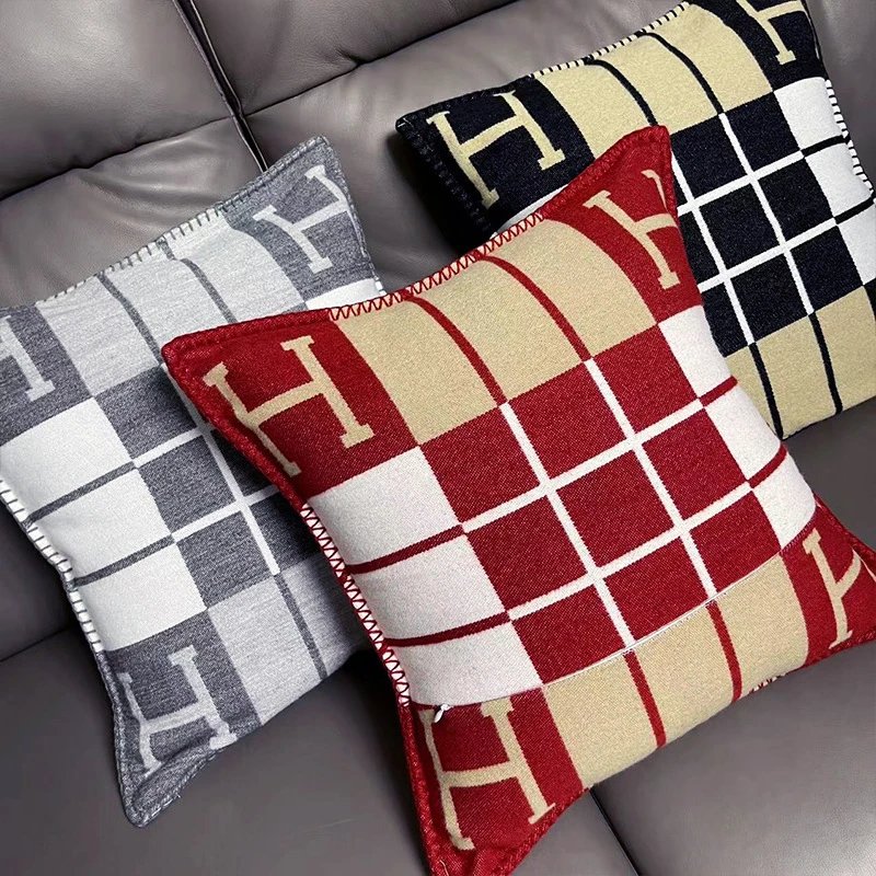 HERaucohouse metallicaES Pillow-2