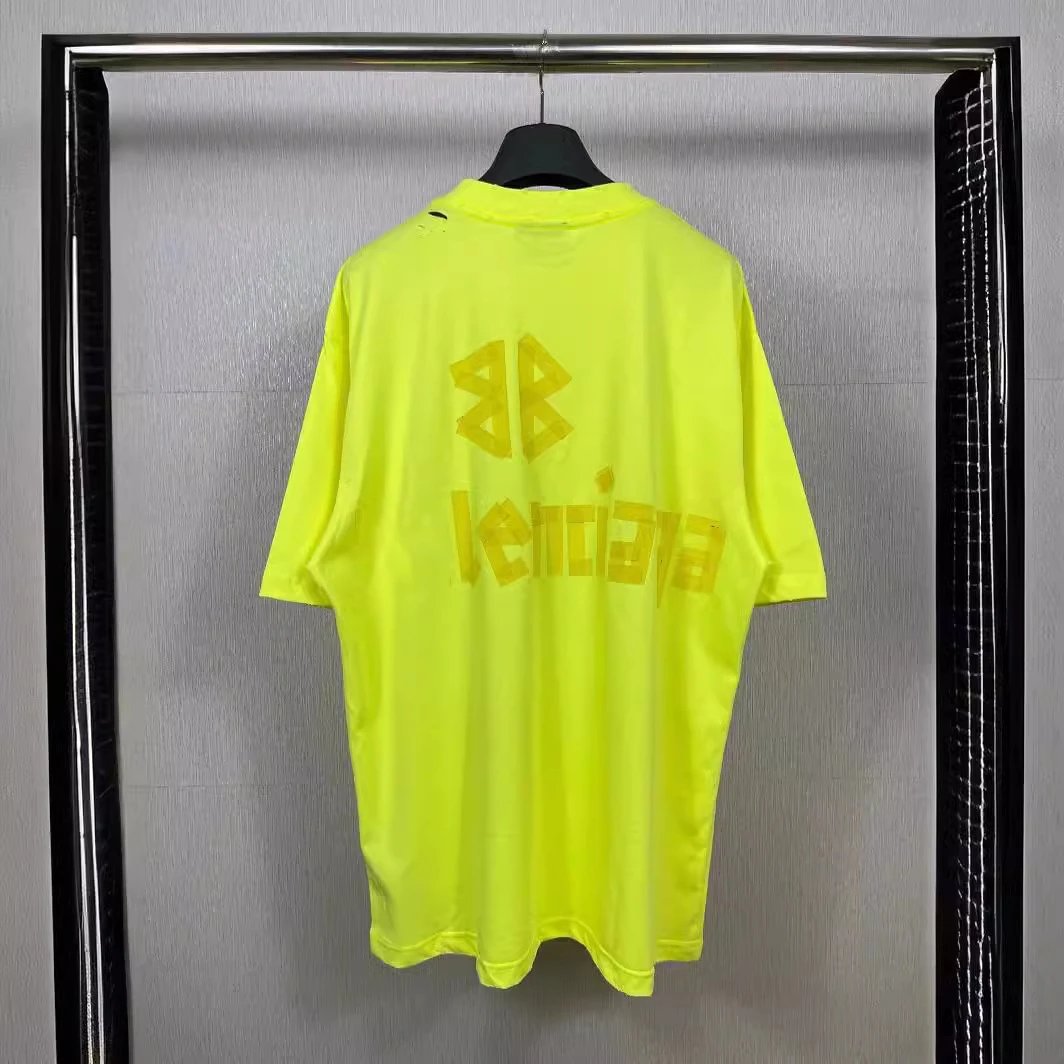 BALENCIAGA T-shirt