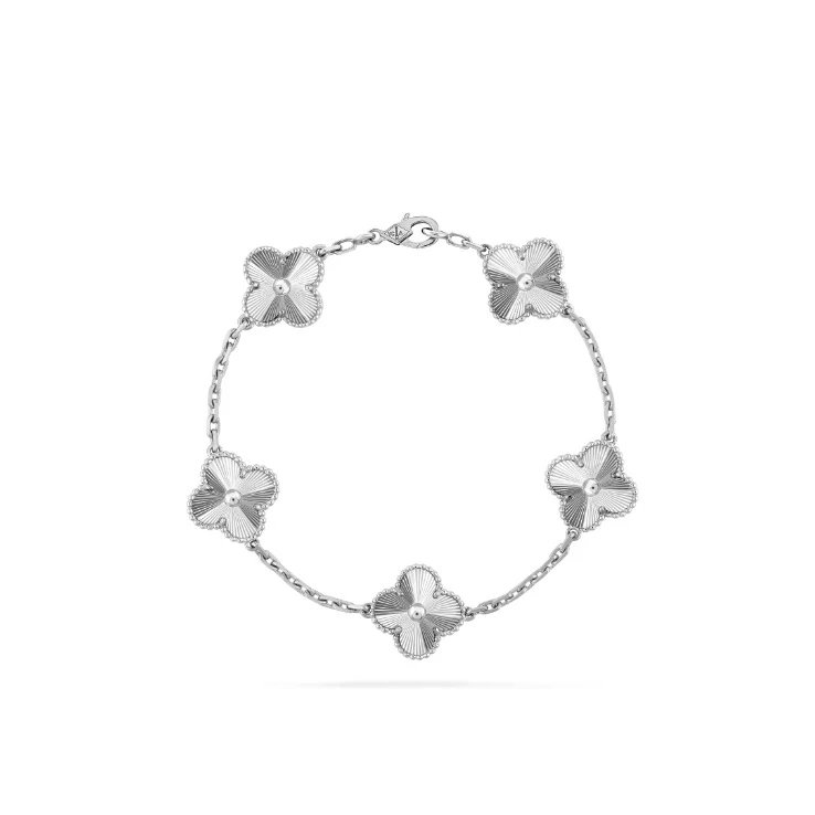 Van Cleef & Arpels Bracelets-2