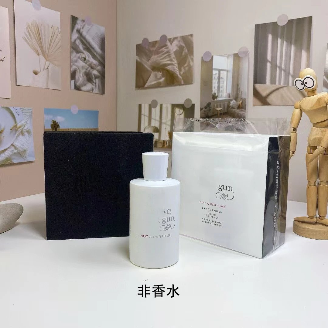 Juliette has a gun box perfumes-1c
