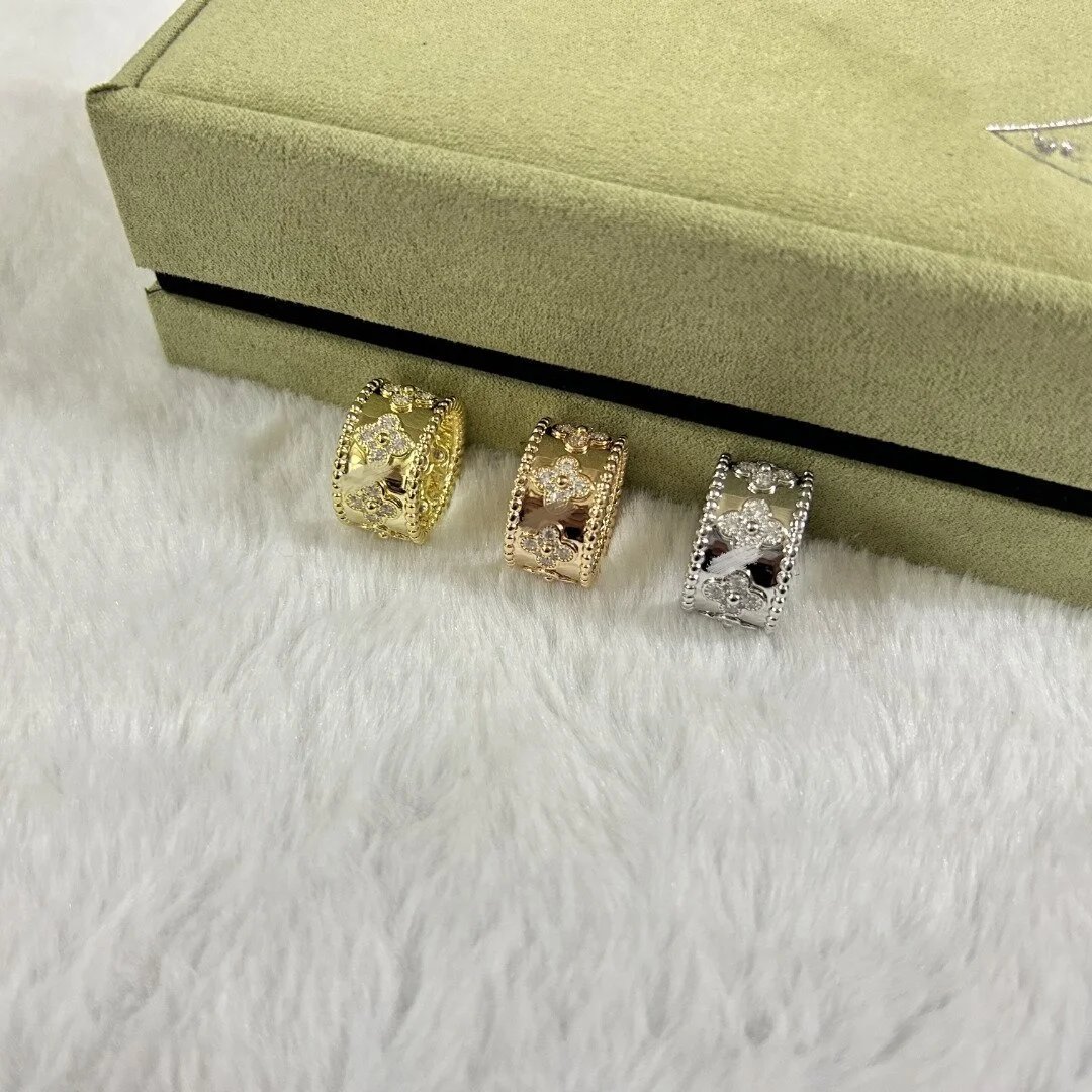 Van Cleef & Arpels ring-1