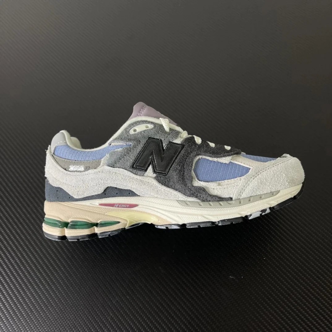 NBalce 2002 Shoes-1
