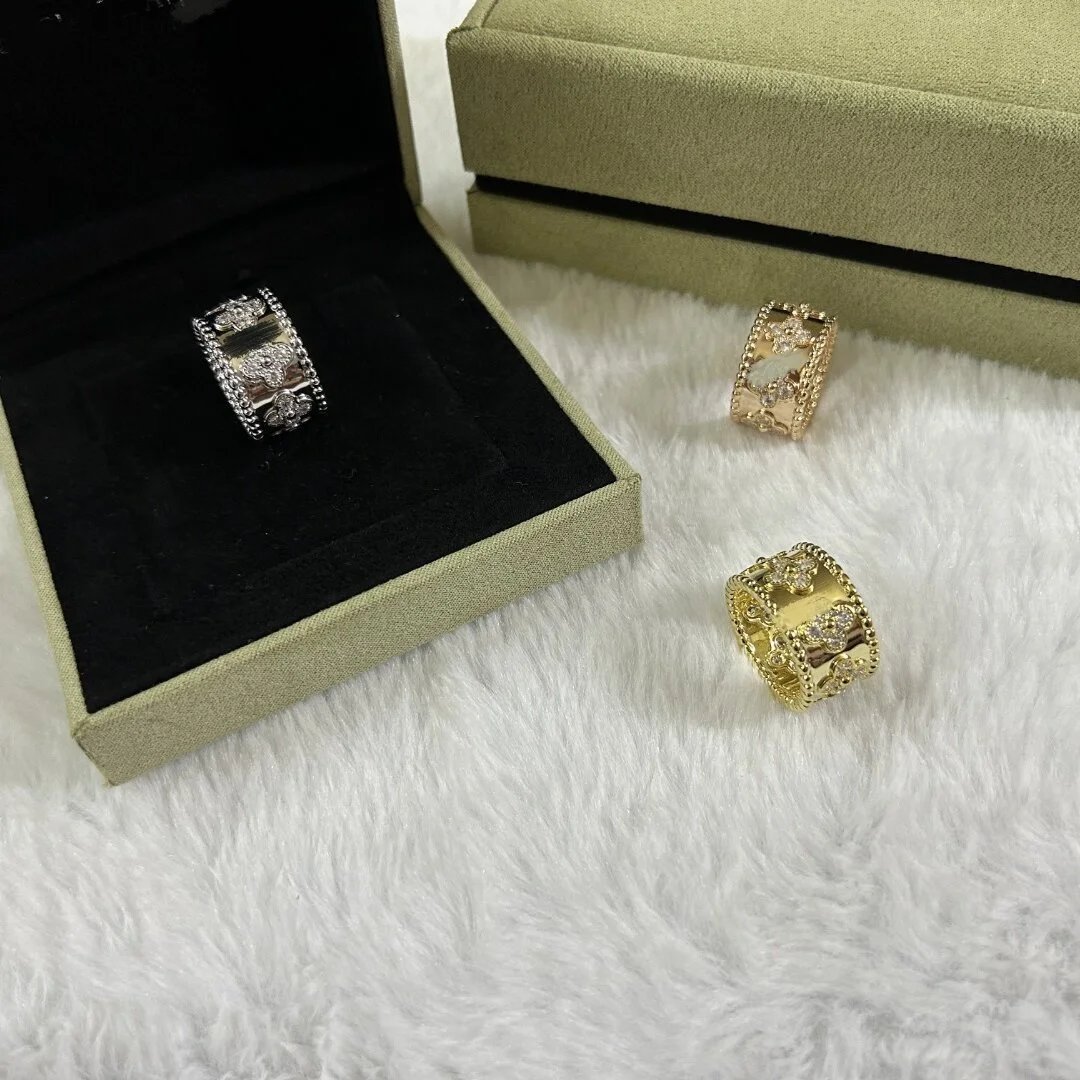 Van Cleef & Arpels ring-1