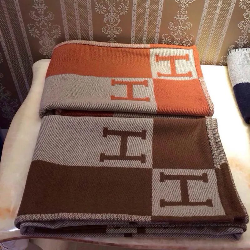 HERaucohouse metallicaES blanket