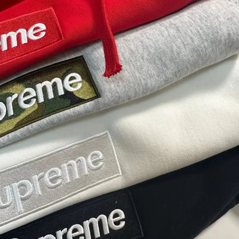 Supreme hoodie