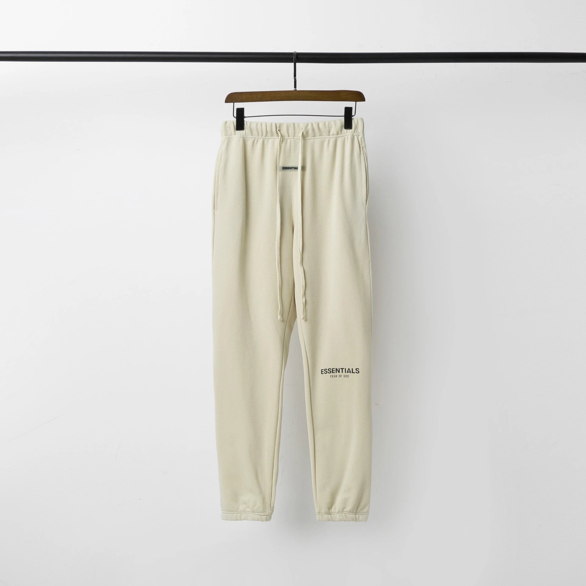 ESSENTIALS pants-3c