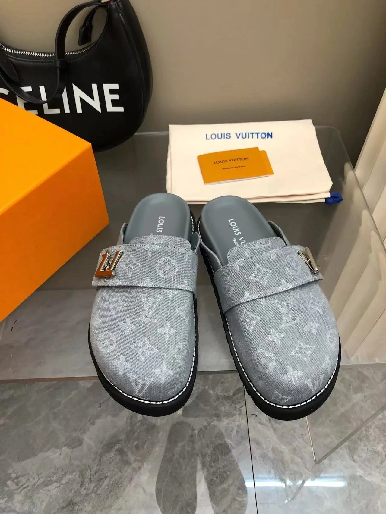 *Flower sandals 8